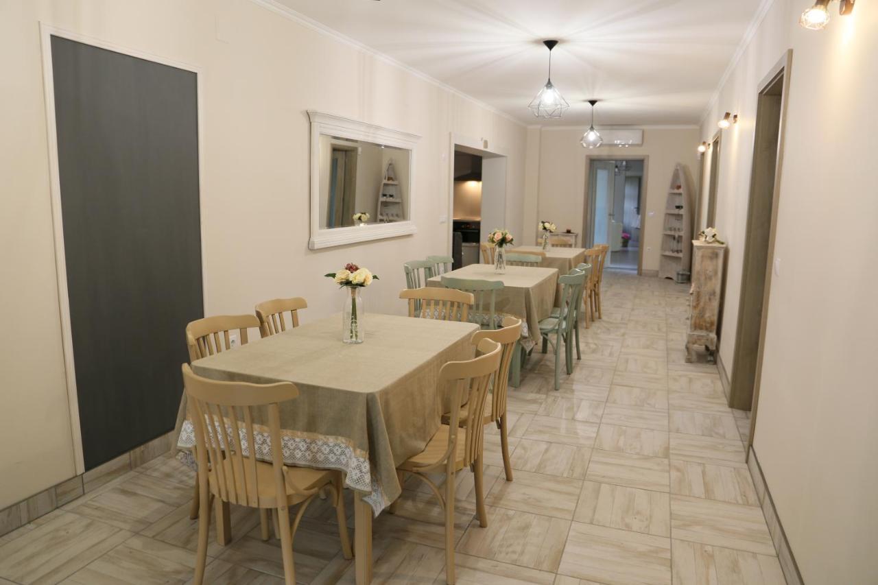 Hotel Tiszavilág Pihenőház Tiszakécske Esterno foto