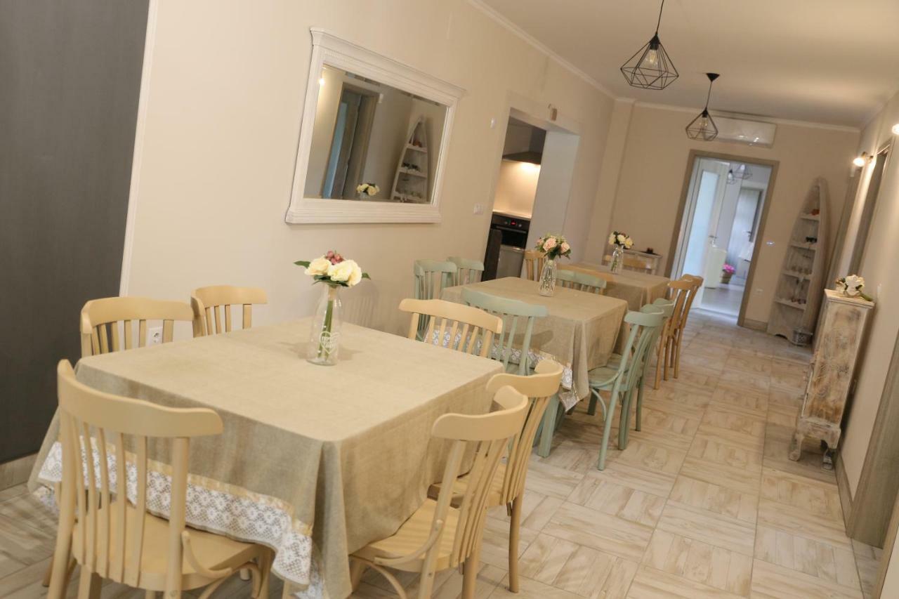 Hotel Tiszavilág Pihenőház Tiszakécske Esterno foto