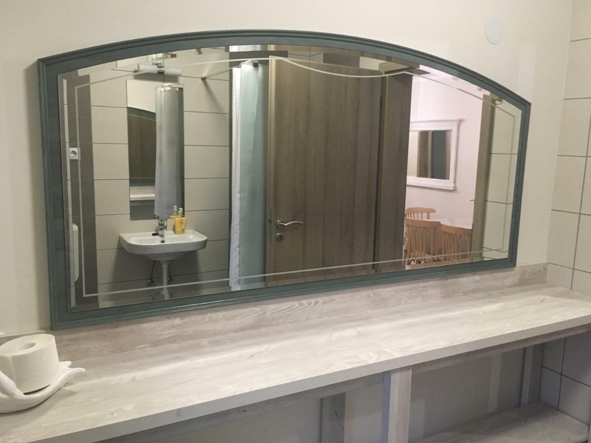 Hotel Tiszavilág Pihenőház Tiszakécske Esterno foto